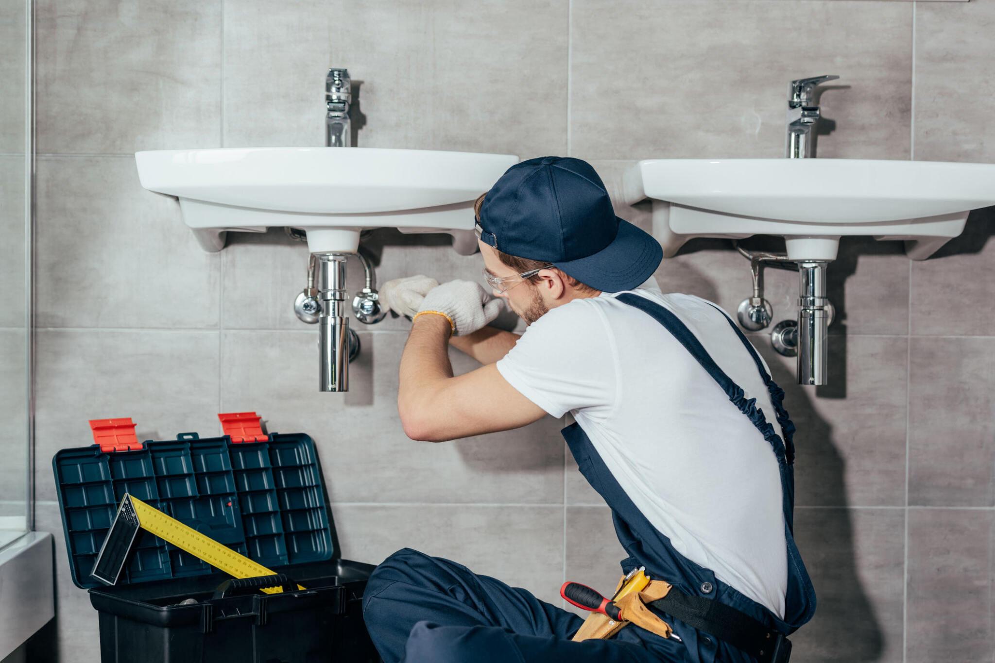 The Top 10 Plumbing Myths Debunked